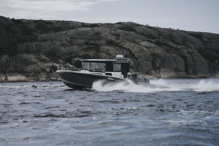 Buster Phantom Cabin