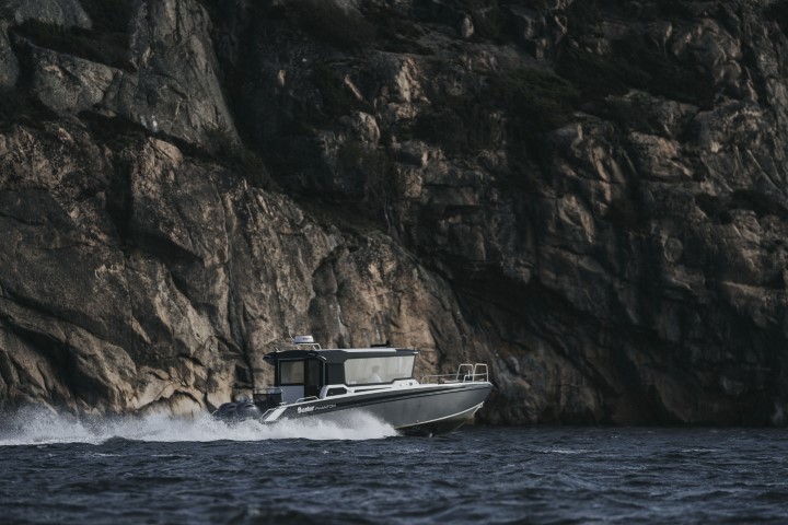 Buster Phantom Cabin