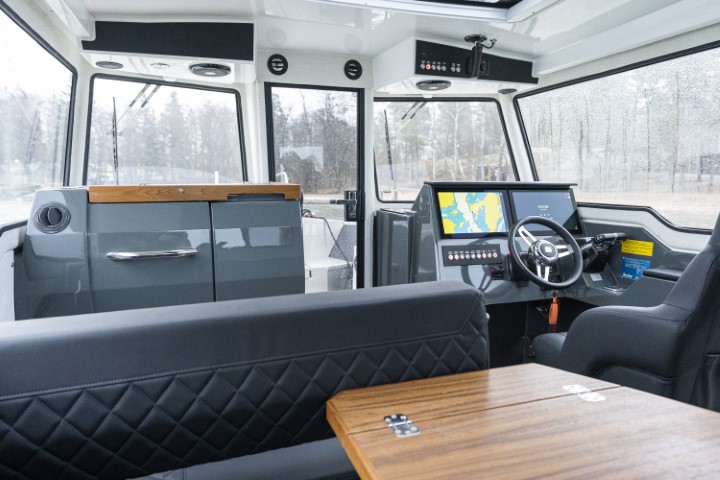 Buster Phantom Cabin