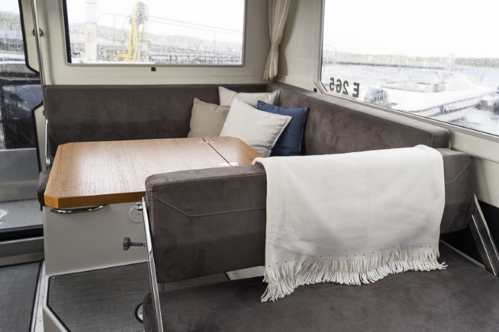 Buster Phantom Cabin