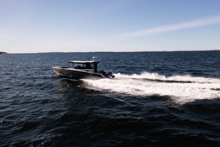 Buster Phantom Cabin