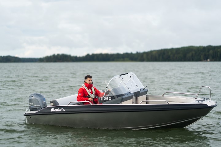 Buster Lx