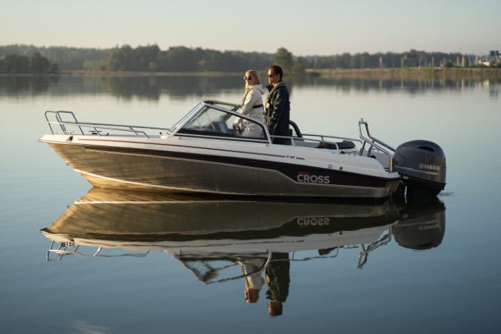 Yamarin Cross 57BR