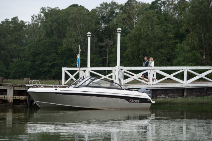 Yamarin Cross 62BR